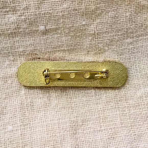 🎄🎁💙 BUT HER EMAILS navy blue hard enamel pin - Picture 2 of 2